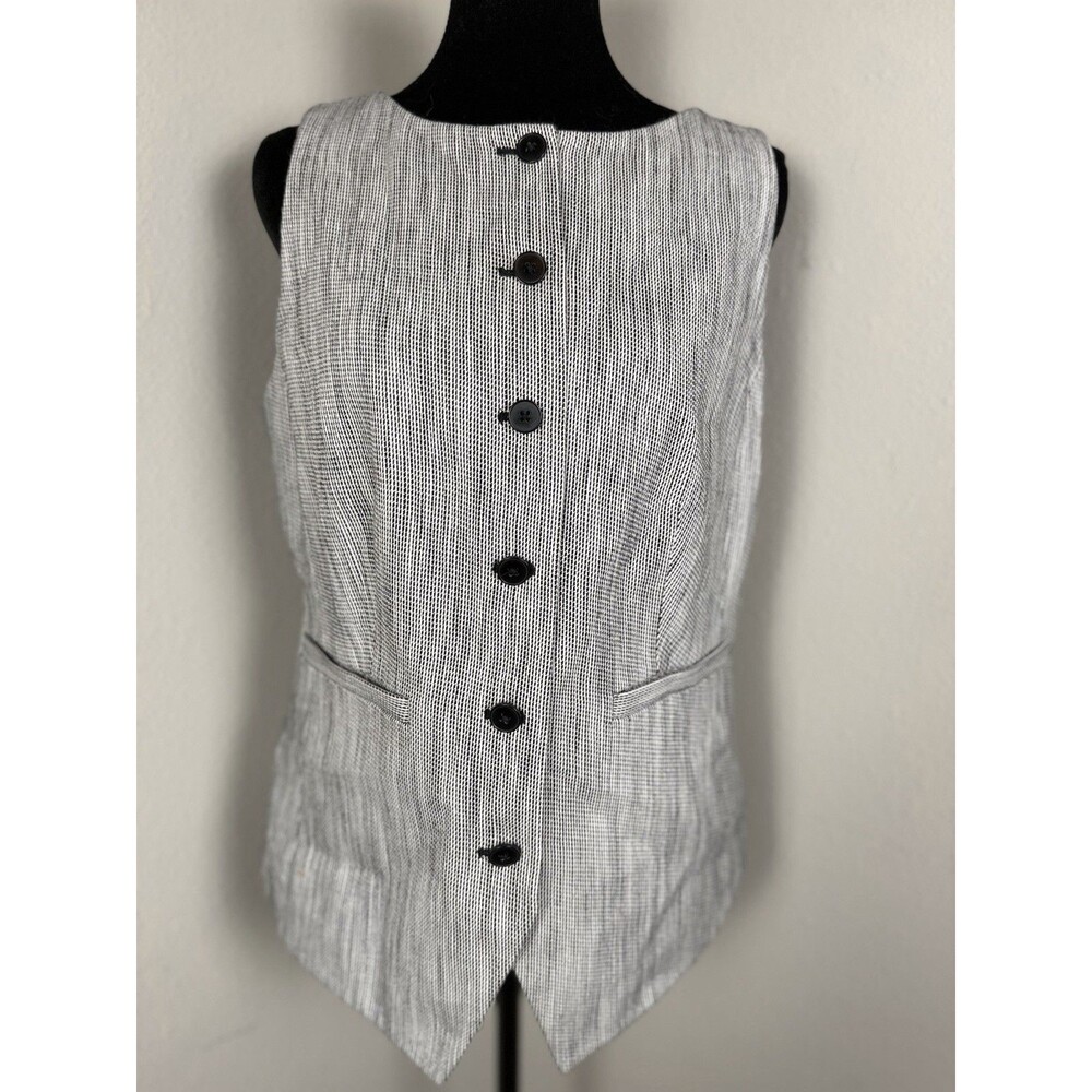 Express Black & White Textured Button Front Vest –Sleeveless Tailored – Size M - Picture 3 of 11